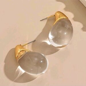 18k Gold Plated tipped clear transparent lucite teardrop earrings; 1.18"l x .67